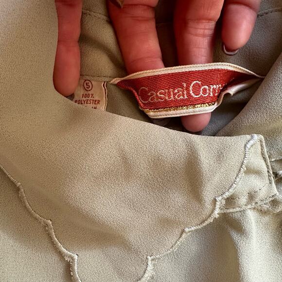 Vintage Jade Green Long-Sleeve Collared Blouse - Picture 6 of 10